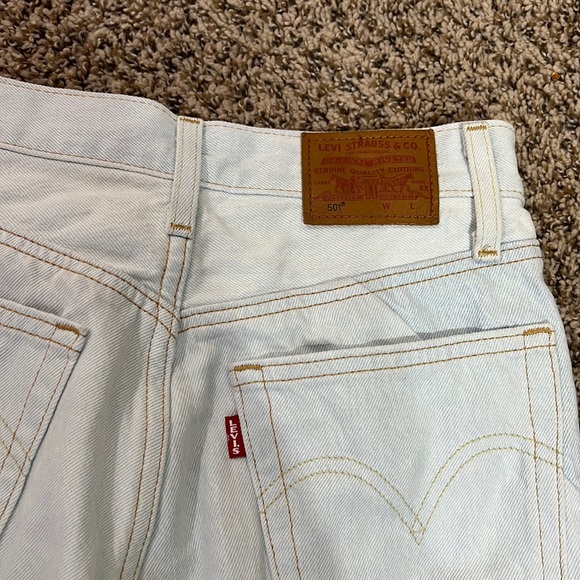 Levi 501 Cutout Cropped High Waisted Jeans - Picture 10 of 11